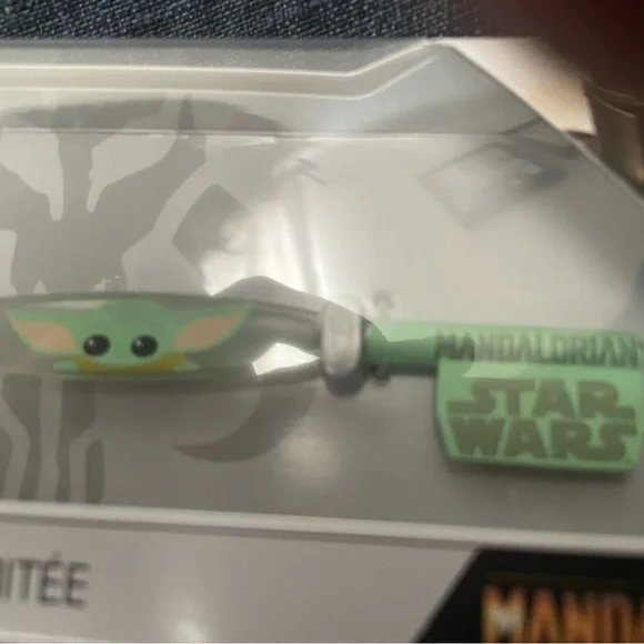 Star Wars The Child collectible Key - Picture 2 of 3